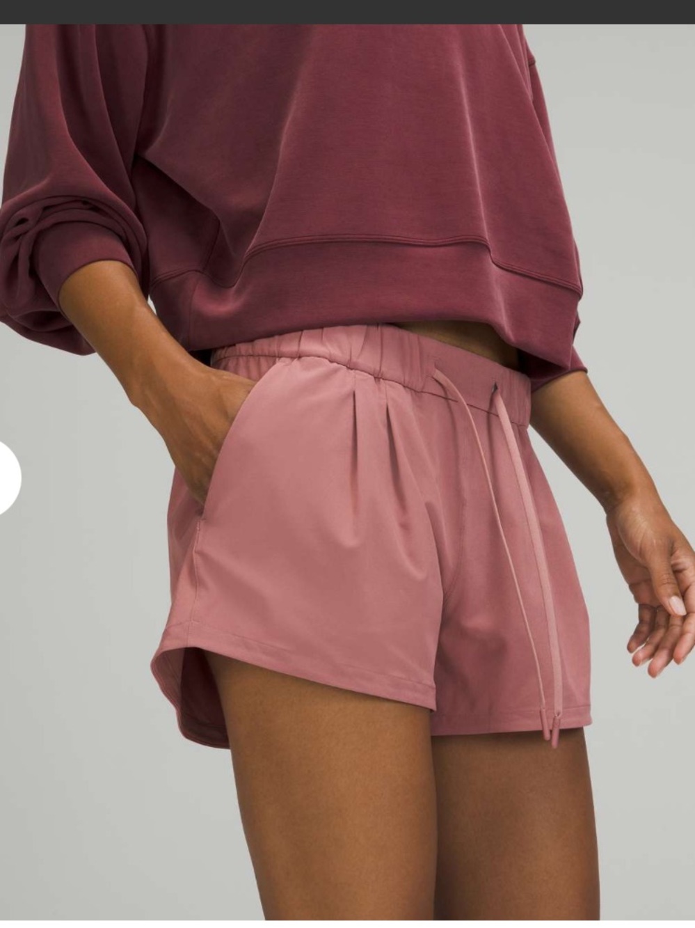 Lululemon Stroll at Sundown Short 3"
Spiced Chai